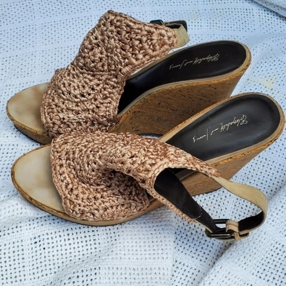 Elizabeth &  James Neutral Crochet sandals 10‎ - Picture 7 of 10